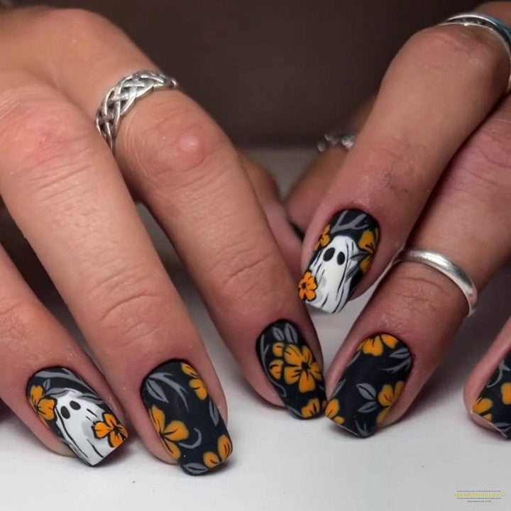 Wear Halloween Dark Forest Nail Tip