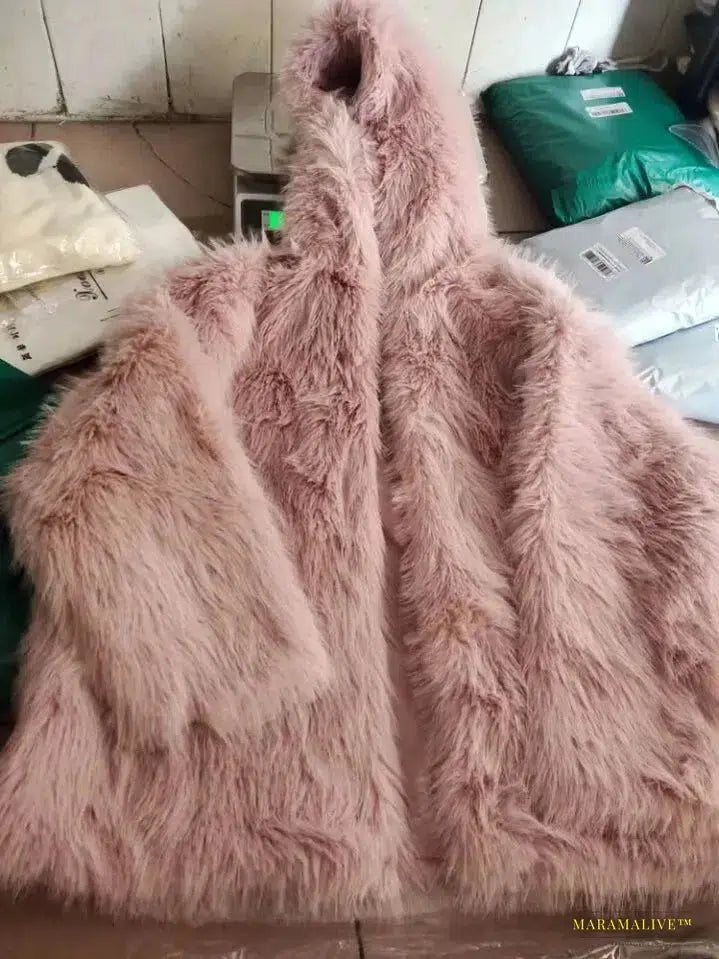 White Fox Fur Coats Women Winter Fashion Warm Faux Fur Coats Hooded Long Sleeves Sweet Lady Design