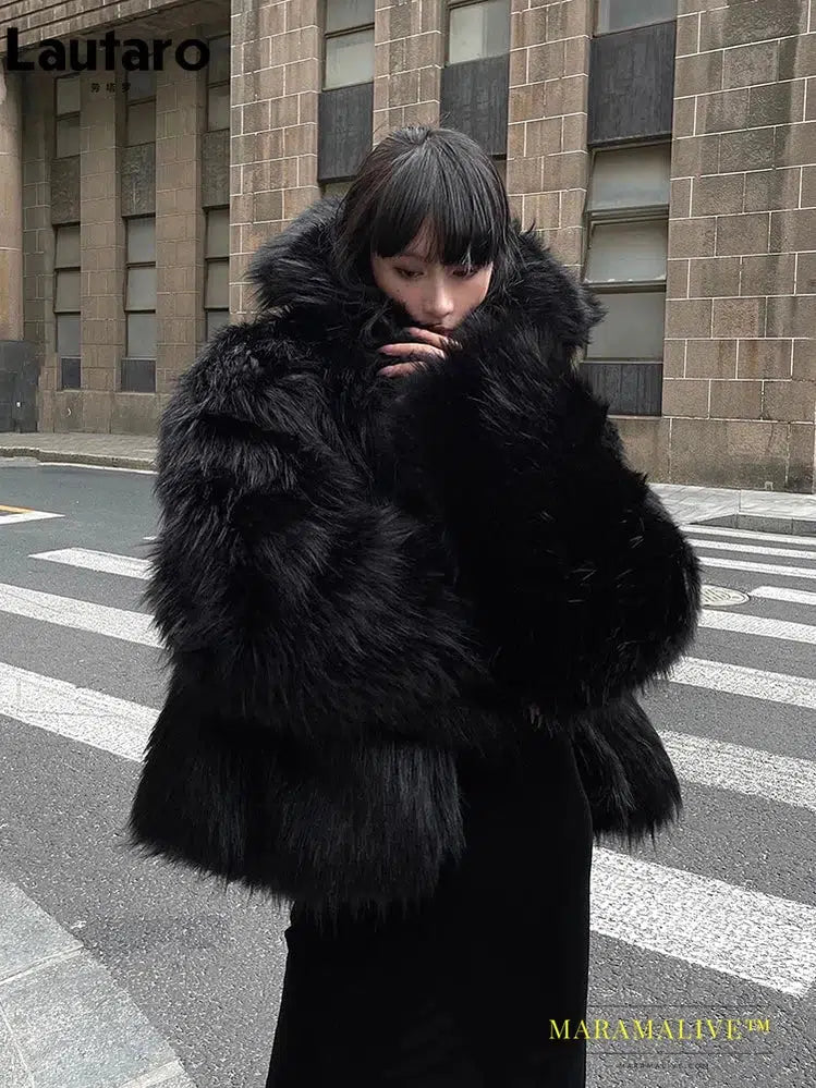 Winter Cool Oversized Casual Soft Thick Warm Black Hairy Shaggy Faux Fur Coat Women Turn-down Collar Fluffy Jacket 2023