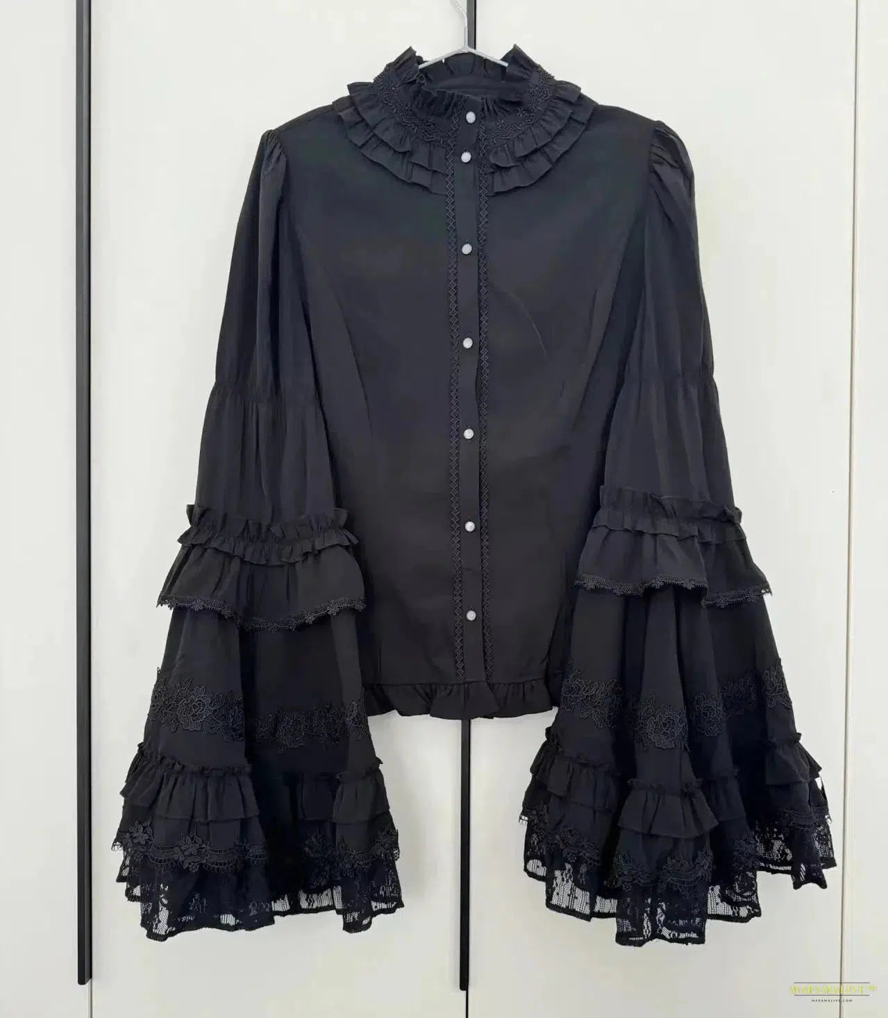 Women Shirt Vintage Lolita Style Shirts Women Gothic Y2k Lace Ruffle Flare Long Sleeve Blouse Japanese Sweet Elegant Cute Tops