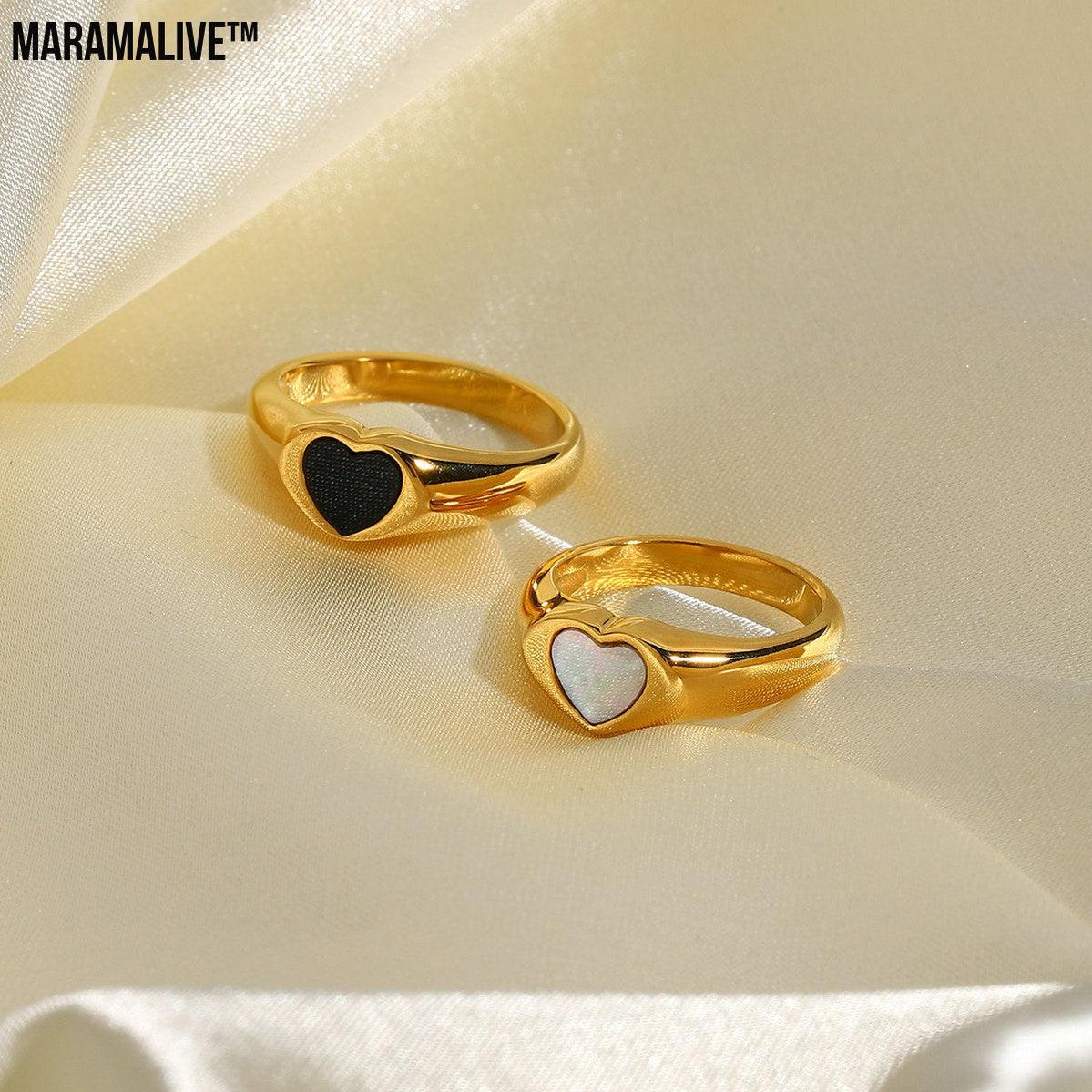 Women's Black Heart-shaped Epoxy Accessories Ring 18K Gold-plated Stainless Steel Ring