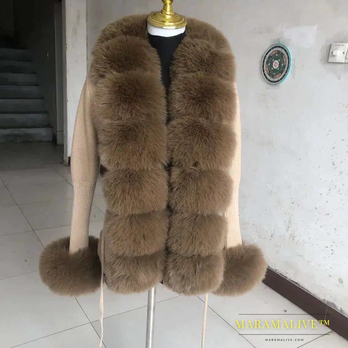 Women's Cropped Sweater Cardigan Spring Autumn Hot Sale Faux Fur Knit Sweater Cardigan with Faux Fox Fur Fur Collar Ladies Coat